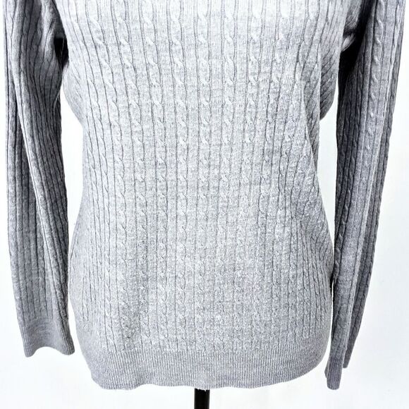 Luxe 360 Designer Originals Cableknit Sweater - Picture 4 of 7